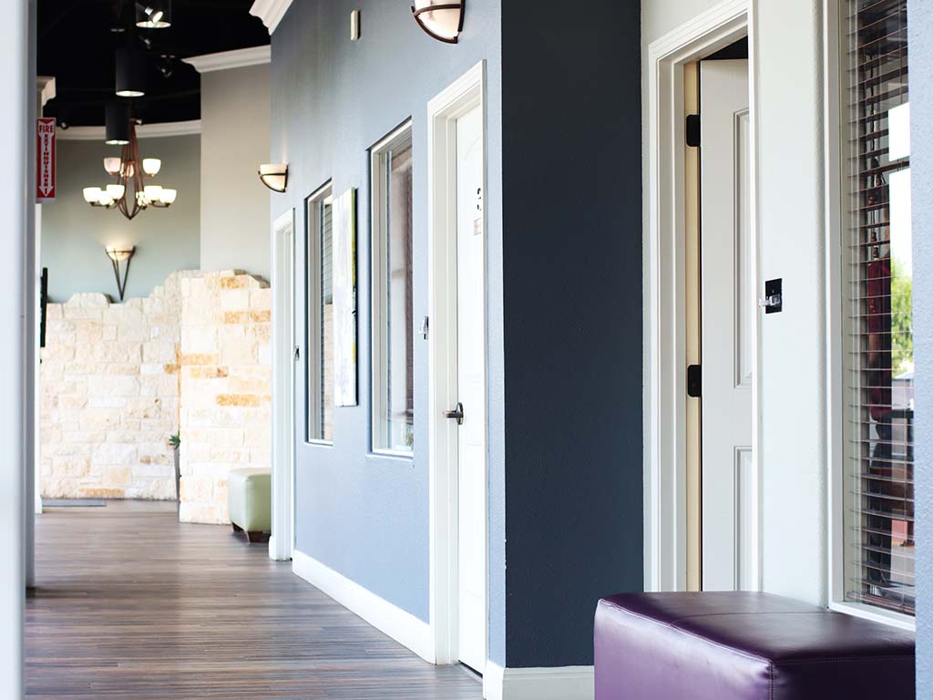 5 Profitable Beauty & Wellness Franchise Opportunities